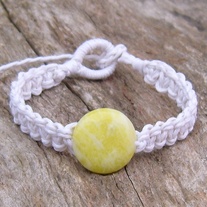 Macrame White Hemp with Lemon Jasper Bead