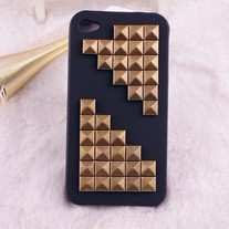 New Bling Crystal Sparkle Metallic Rivets iPhone 4/4S Case