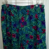 JR Bentley Floral Shorts XL