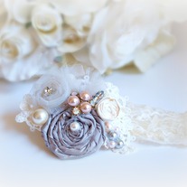 Miss Vintage Pearl
