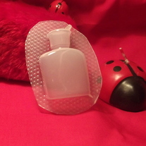 Small squared bottom bottle
