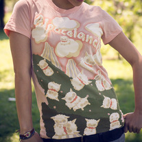 Alpacalanche Tee