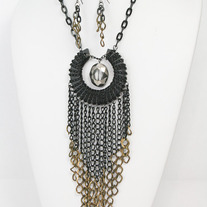 The Gong Necklace Set