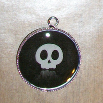 Cute Skull Bezel Pendant