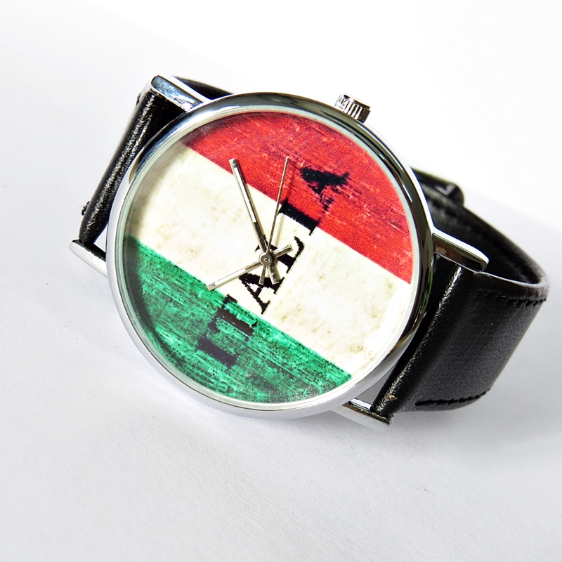 Italia Flag on Wood Watch, Vintage Style Watch, Italy Flag , Leather Watch, Women's watch, Men's