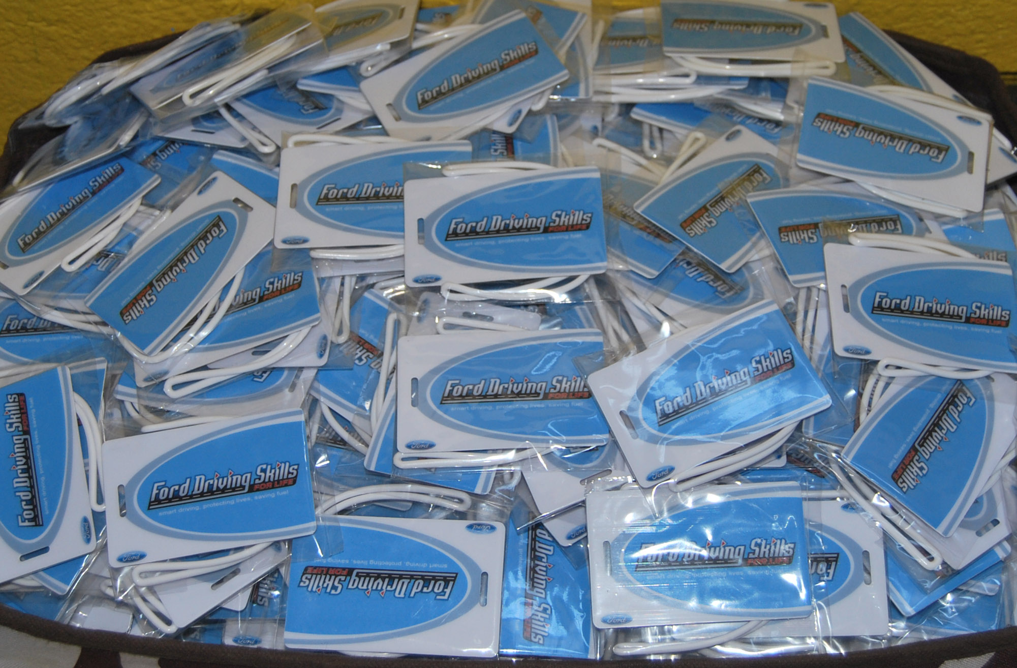 Bag_tag_ford_original