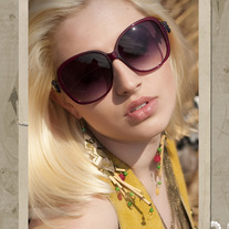 Jackie-O Style Boxy Frame Sunglasses