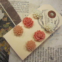 Flower Earrings *more colors available