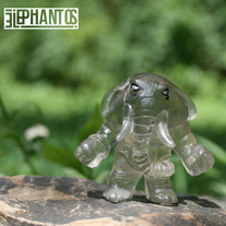 ELEPHANTOS "Smoke 1" edition handmade resin figure