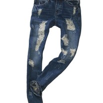 Low Waist Jeans in Ripped Detail and Rolled Cuff