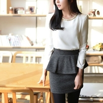 High Waisted Ple-plum Skirt