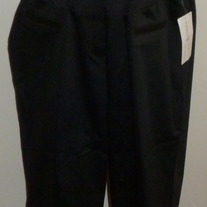 Black Capris-NEW-Duo Maternity Size Large  03145