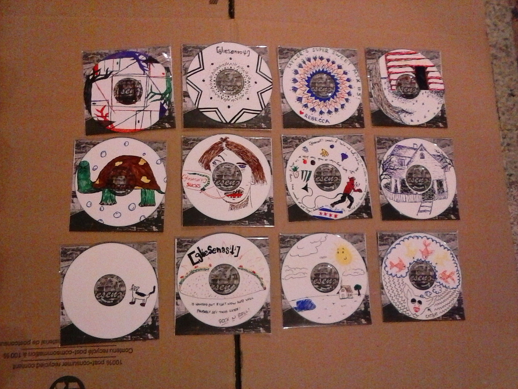 [ˈɡlasnəsʲtʲ]/Gliese 436 B 