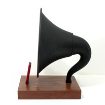 iHorn - iPhone - Acoustic Speaker Horn - Vintage Radio look - Old Time Speaker System for your iDevice