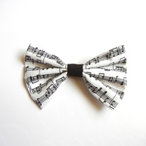 musical note bow