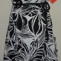 Black/White Dress with Ribbon Tie-NEW-Liz Lange Maternity Size XS  GS513