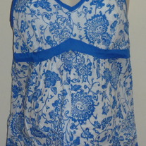 Blue/White Floral Halter Top-Motherhood Maternity Size Small  GS513