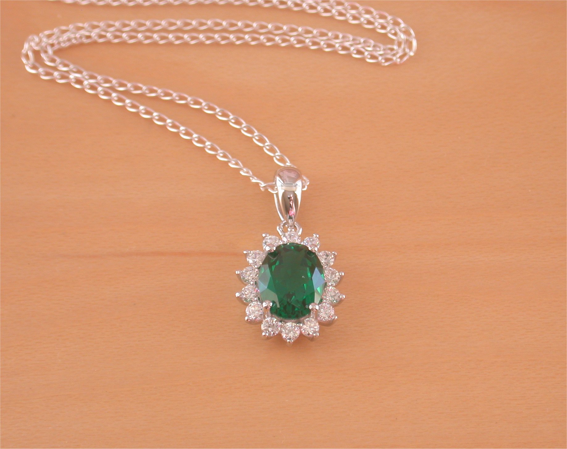 925 Emerald (Lab created) Pendant & 18" Silver Chain/Emerald Necklace