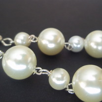2 1/2" Pearl earrings