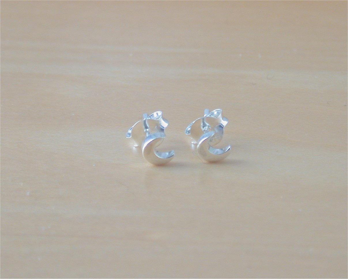 Crescent Moon Stud Earrings 925 Sterling Silver