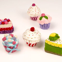 Moda Pin Cushion Key Lime Pie