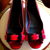 Gucci Red Bow Flats Shoes sz 6 Cute cute cute!!!!!!! 