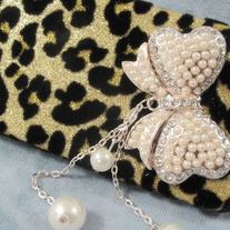 Leopard & Pearls