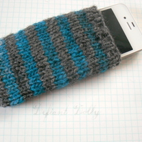 Knit striped iPhone sock