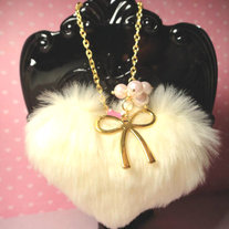 Pompomheart3_medium