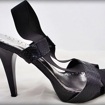 Black Faux Snake Skin BCBG Paris Heels 