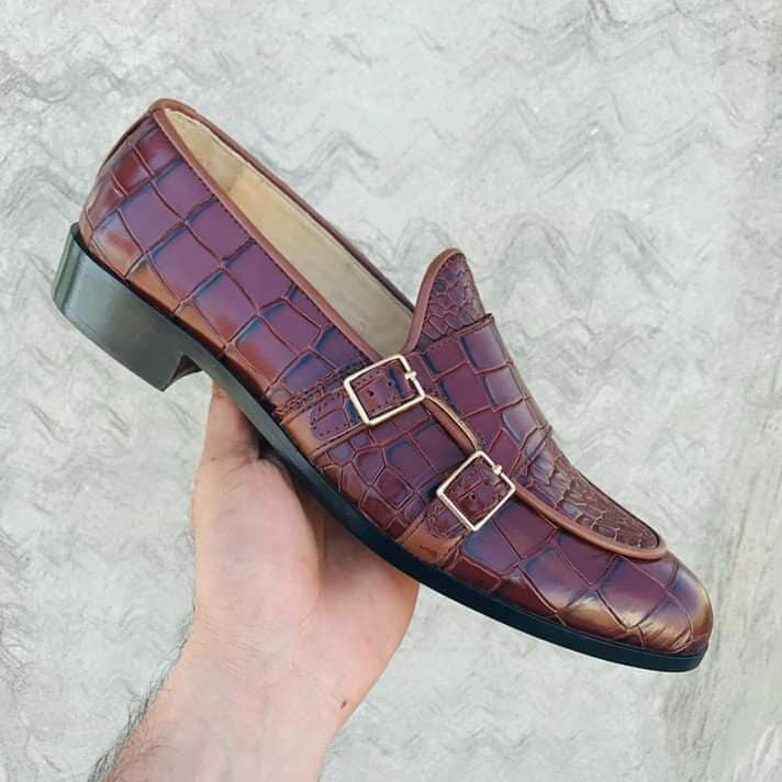Men Handmade Brown Alligator Texture Leather Double Monk