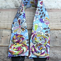 Patterned Flower Rosettes Camera Strap Cover