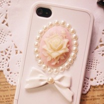 iphone 4G Design #353, New Bling Crystal Sparkle Pink Rose With Pearls And Bow iPhone 4/4S Case
