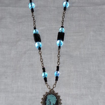 Sugar_20lily_20necklaces_20034_medium