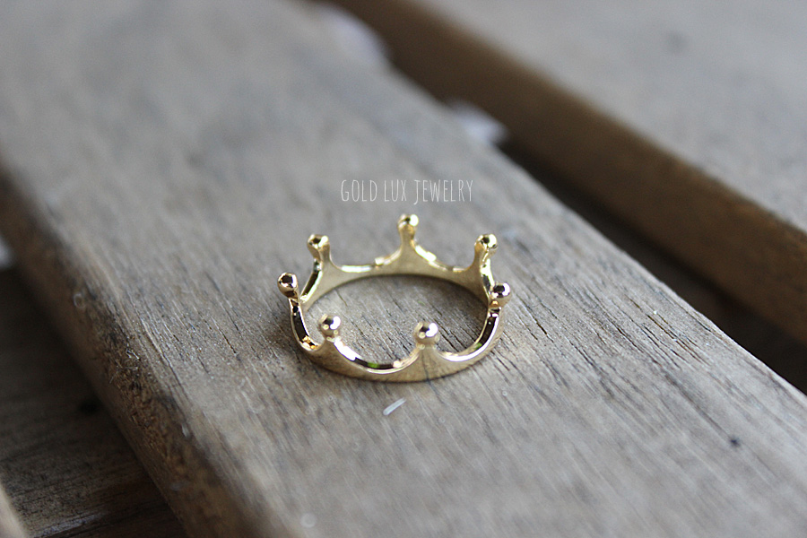 gold king crown ring
