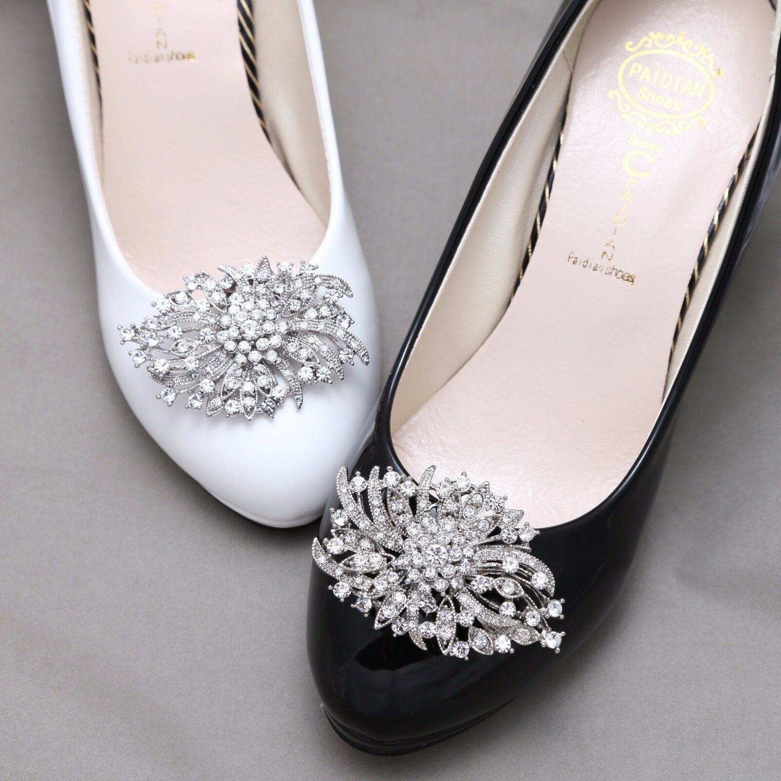 2 PCs Vintage Style Rhinestone Crystal Diamante Silver Shoes Charms